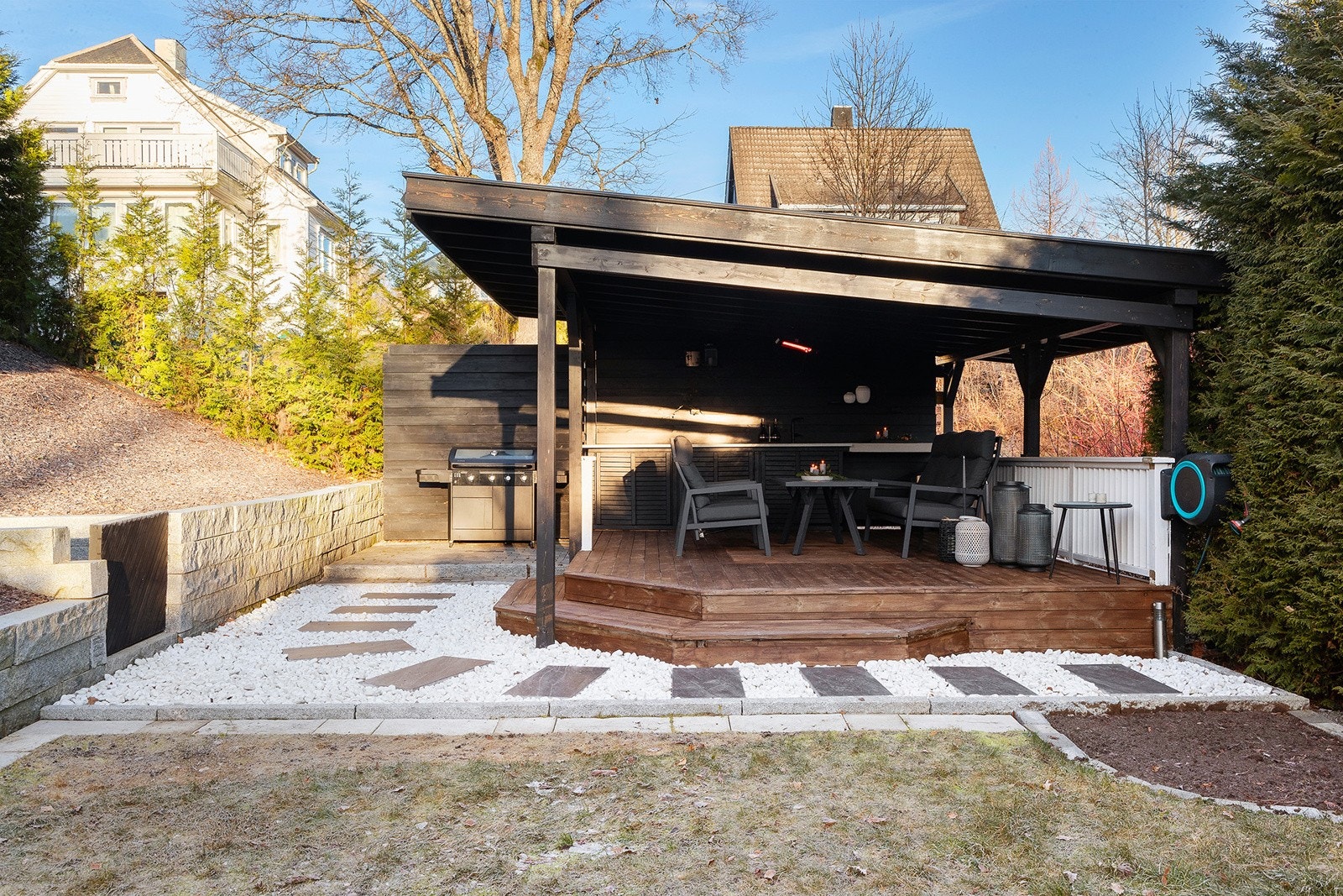 Pent opparbeidet grillplass Galleribilde