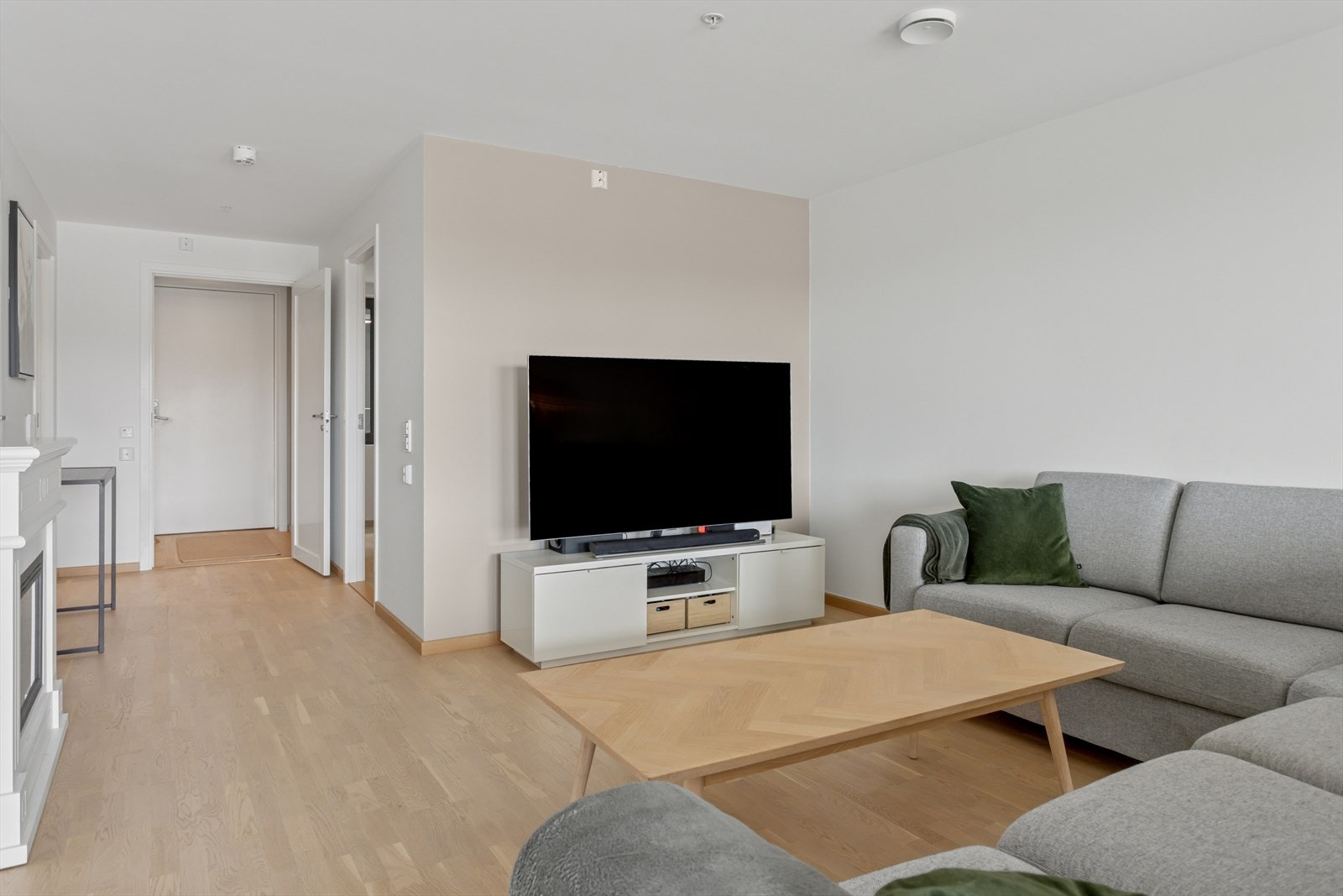 Leiligheten har hverdagslig komfort som balansert ventilasjon og vannbåren varme. Galleribilde