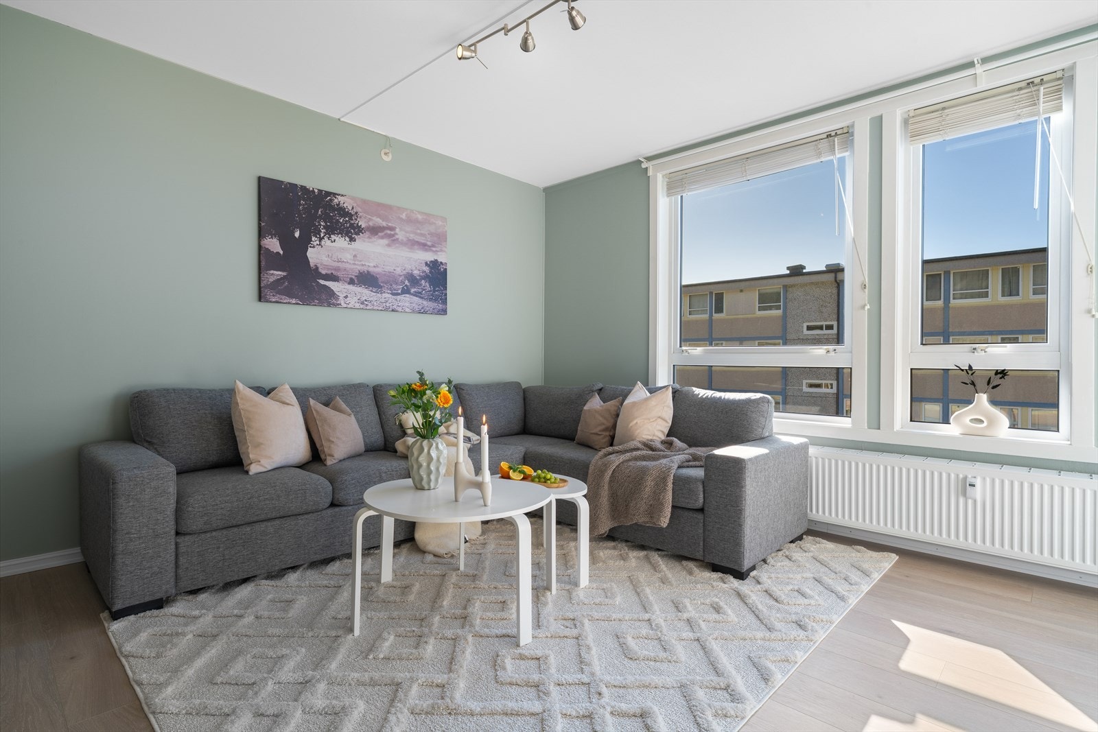 - Merk de generøse vindusflatene som bidrar til rikelig med verdifullt lysinnslipp - Galleribilde