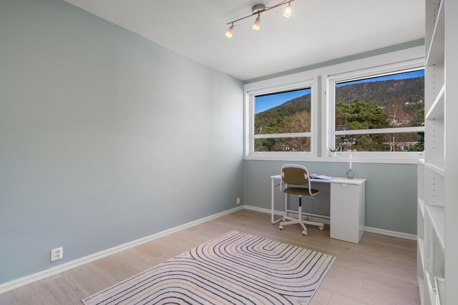 - Soverom 2 måler 12m² - Galleribilde