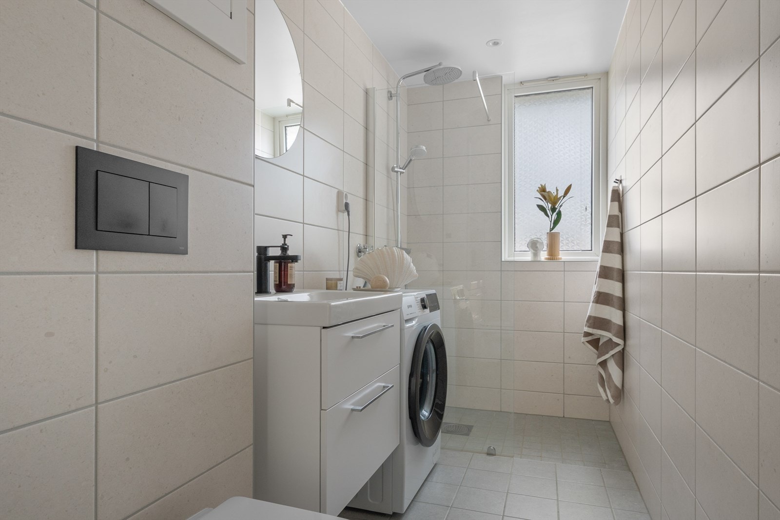 - Helfliset bad på 4,2 m² fra 2024 - Galleribilde