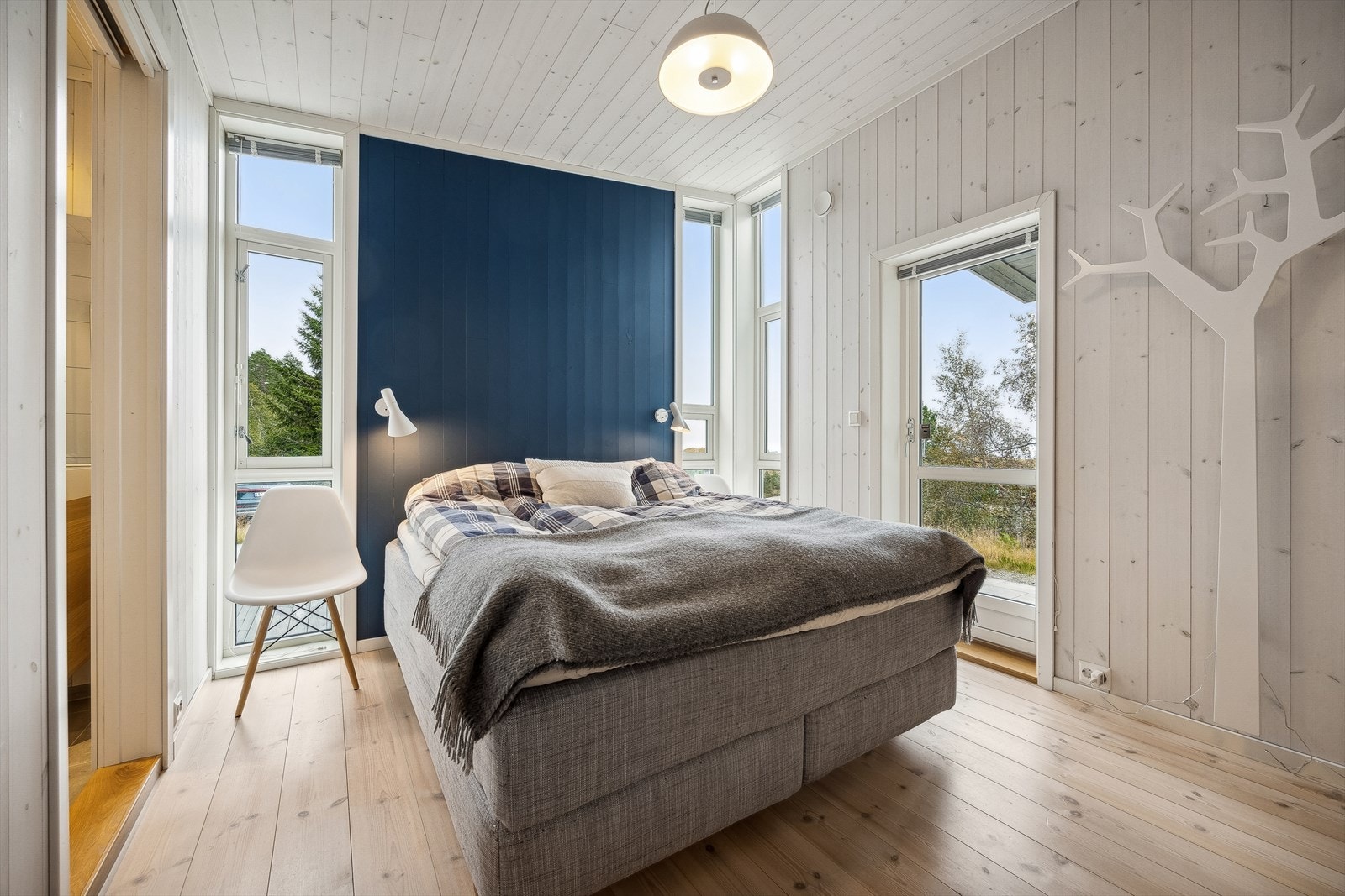 Det er tre soverom i fritidsboligen. Galleribilde