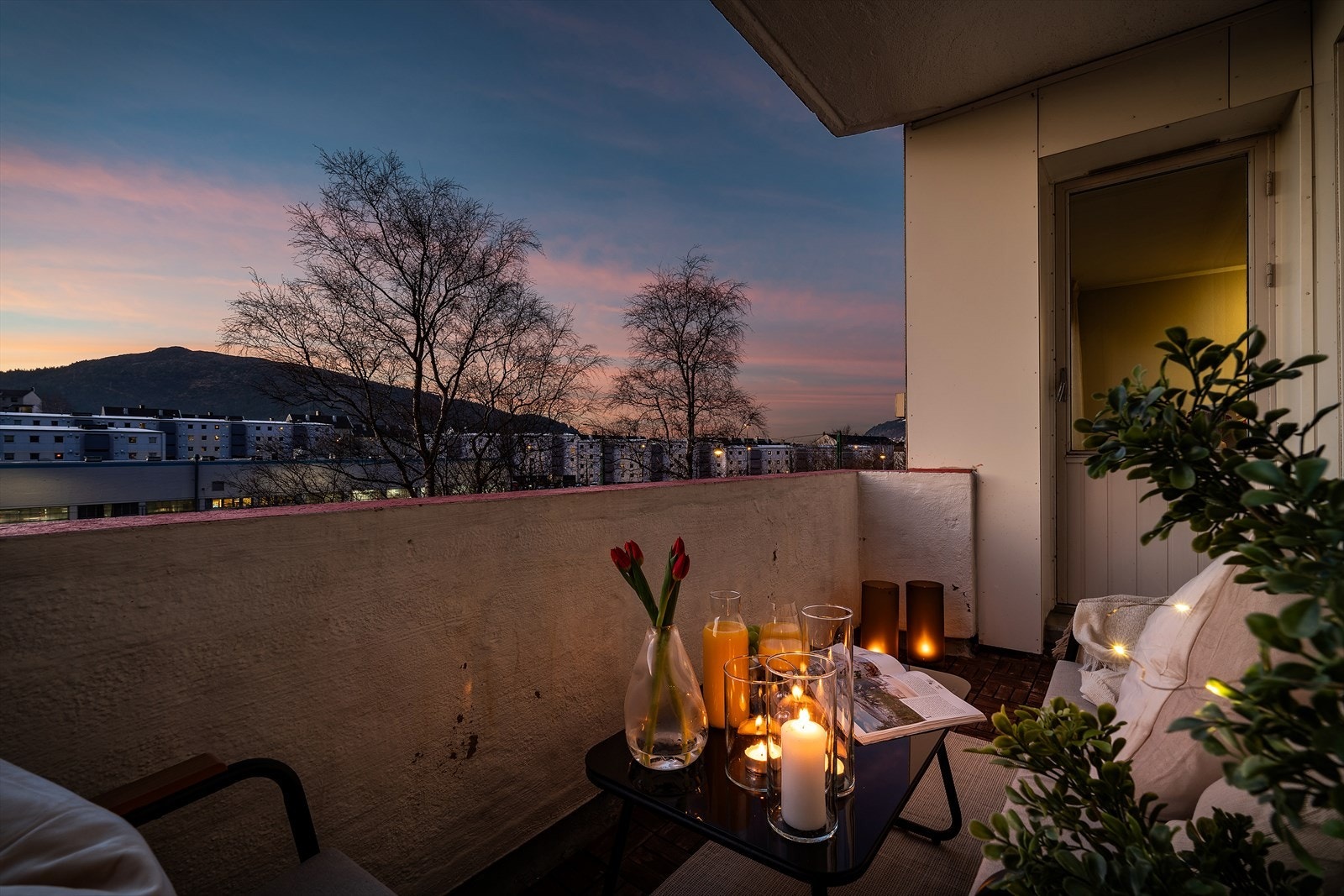 - Boligen er vesentlig påkostet i nyere tid og har et nytt kjøkken (2021) og et nytt bad (2018) - Galleribilde