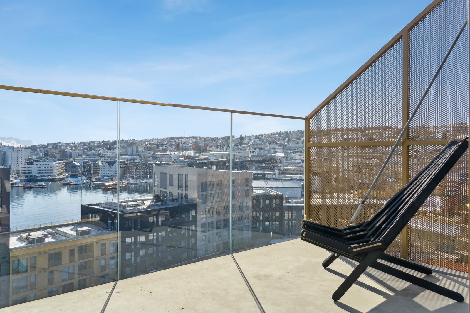 Balkongen ligger mot sørvest, og har en flott solgang. Galleribilde