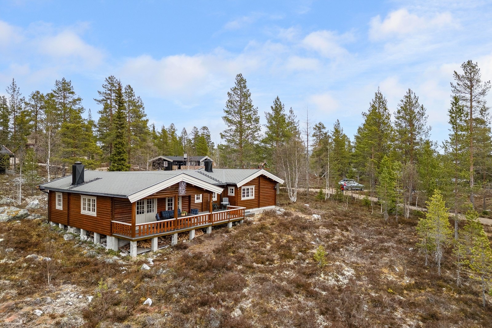 Fjellverden øst er et populært hytteområde i Trysil-Knuts Fjellverden - kjent for å være et familievennlig og hyggelig hytteområde. Her er det både snøsikkert og ikke minst flotte turområder i skog og på Snaufjell. Galleribilde