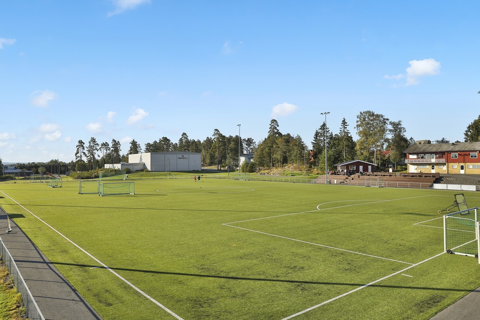 Idrettsparken med stadion.jpg Galleribilde