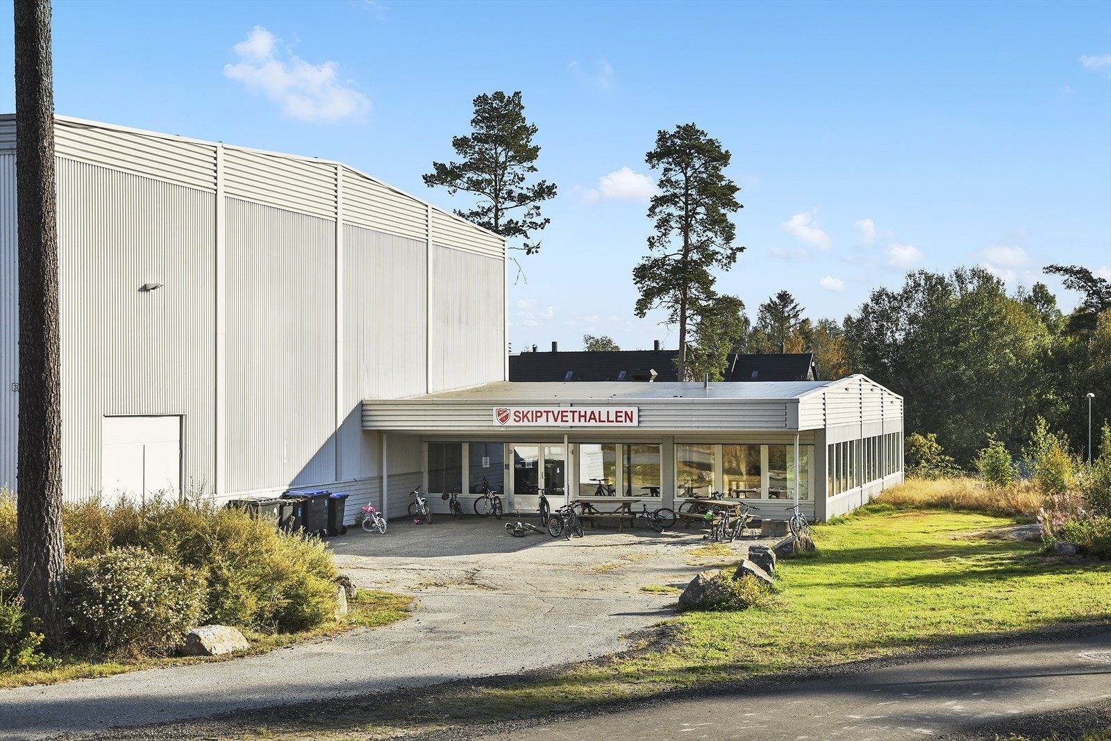 Idrettshallen.jpg Galleribilde