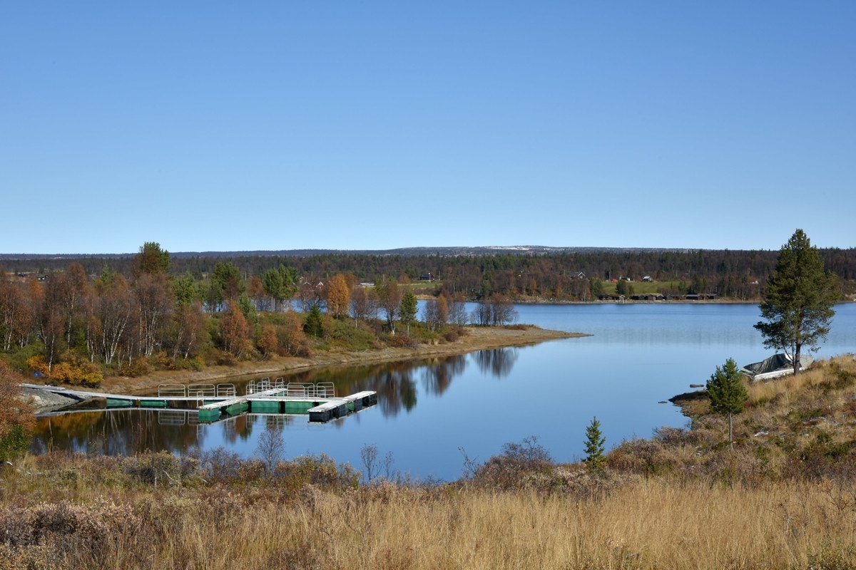 Oset småbåthavn, med egen rampe for utsetting av småbåter. Galleribilde