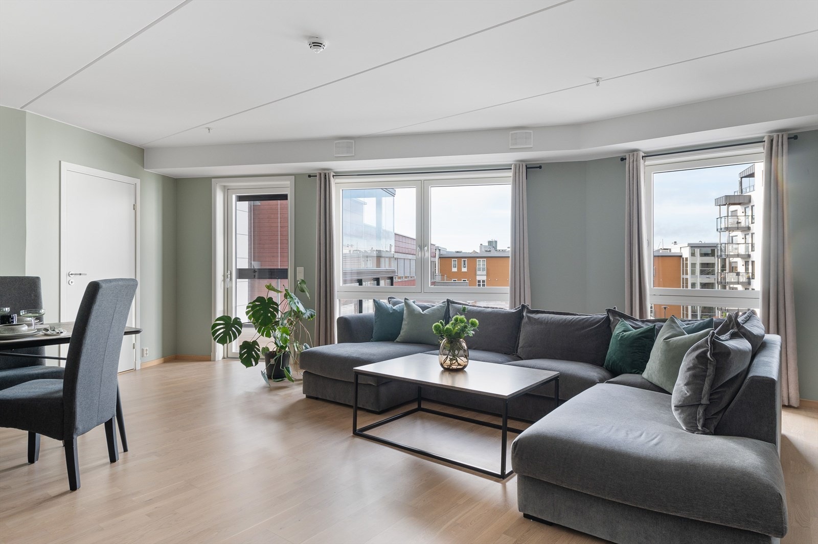 En stor og moderne 3-roms selveierleilighet i et nyere og attraktivt bygg fra 2019. Galleribilde