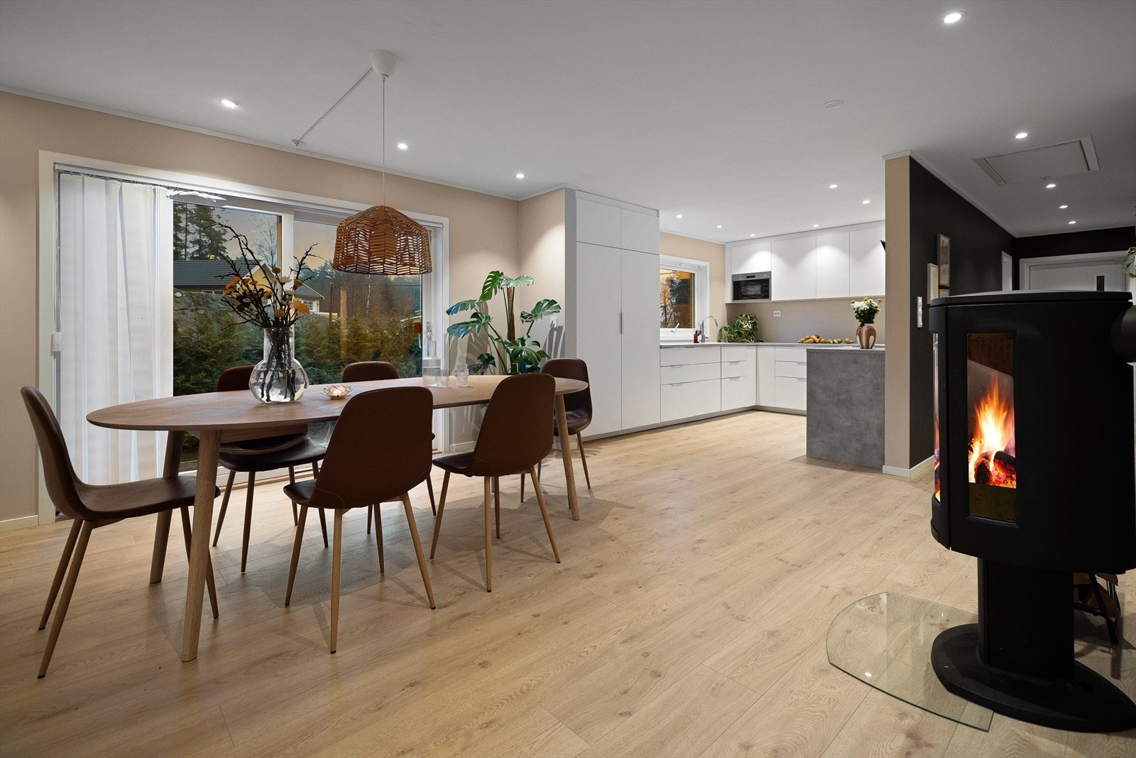 I 2018 gjennomgikk Øyenkilveien 20 en innvendig renovering, noe som resulterte i en ny og mer funksjonell planløsning. Galleribilde