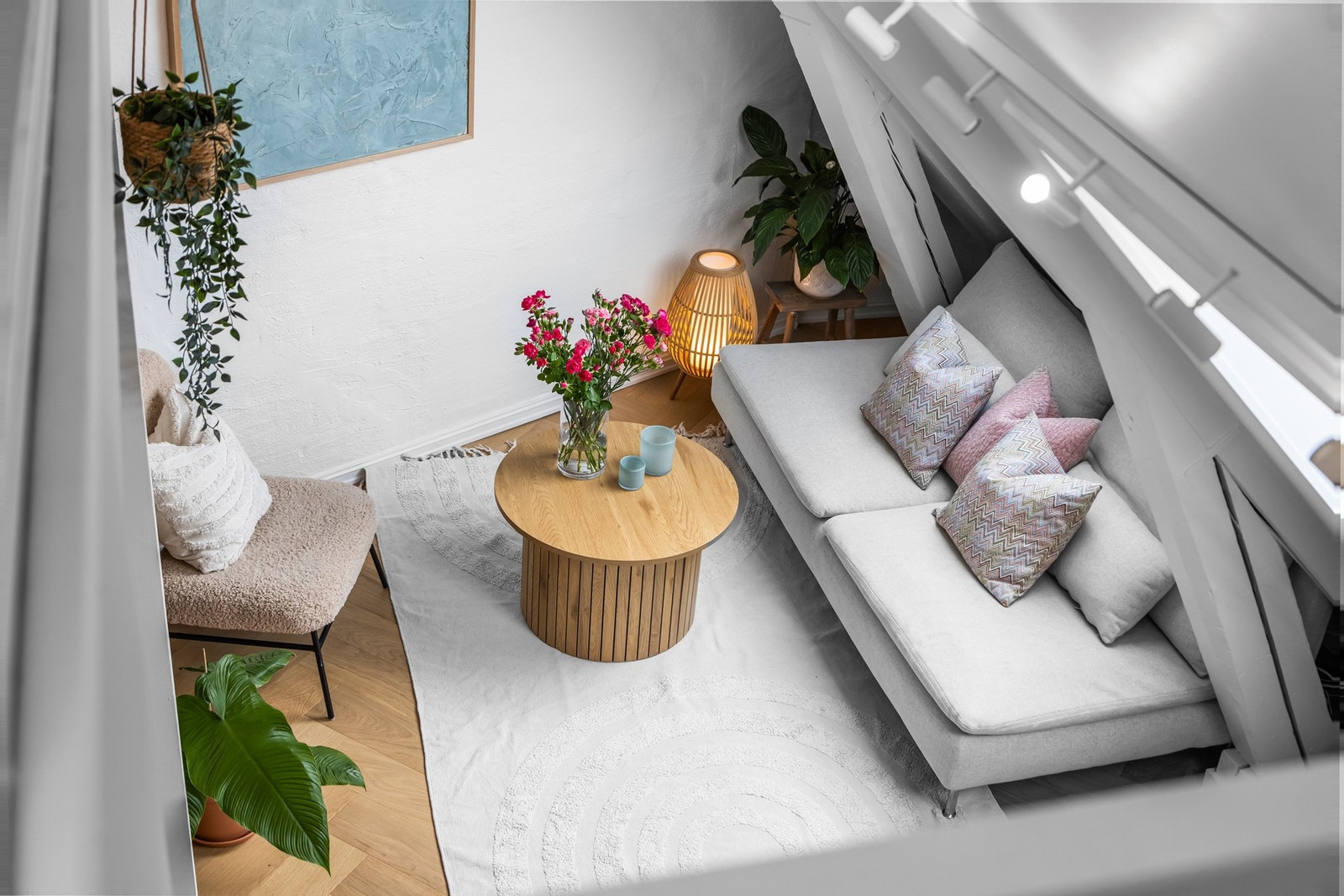 Leiligheten passer perfekt for paret eller venner som ønsker å kjøpe noe sammen, med sin gode sonefordeling Galleribilde