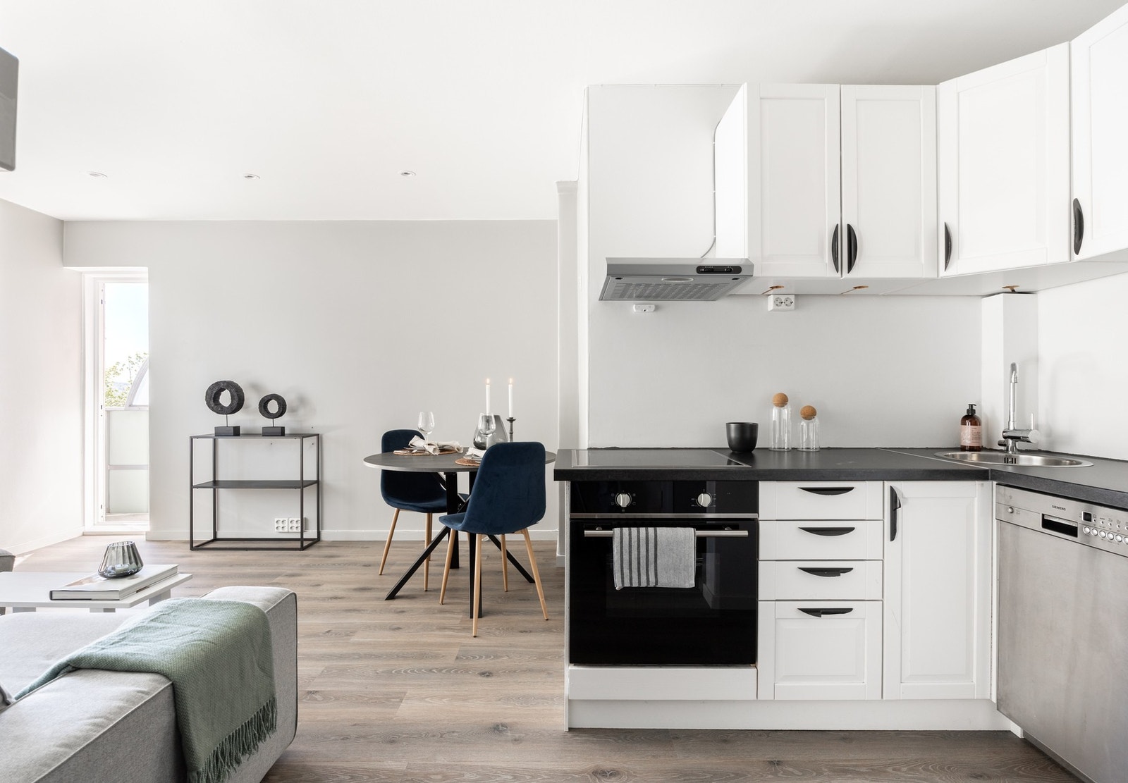 Det ble installert nytt kjøkken i 2022. Galleribilde