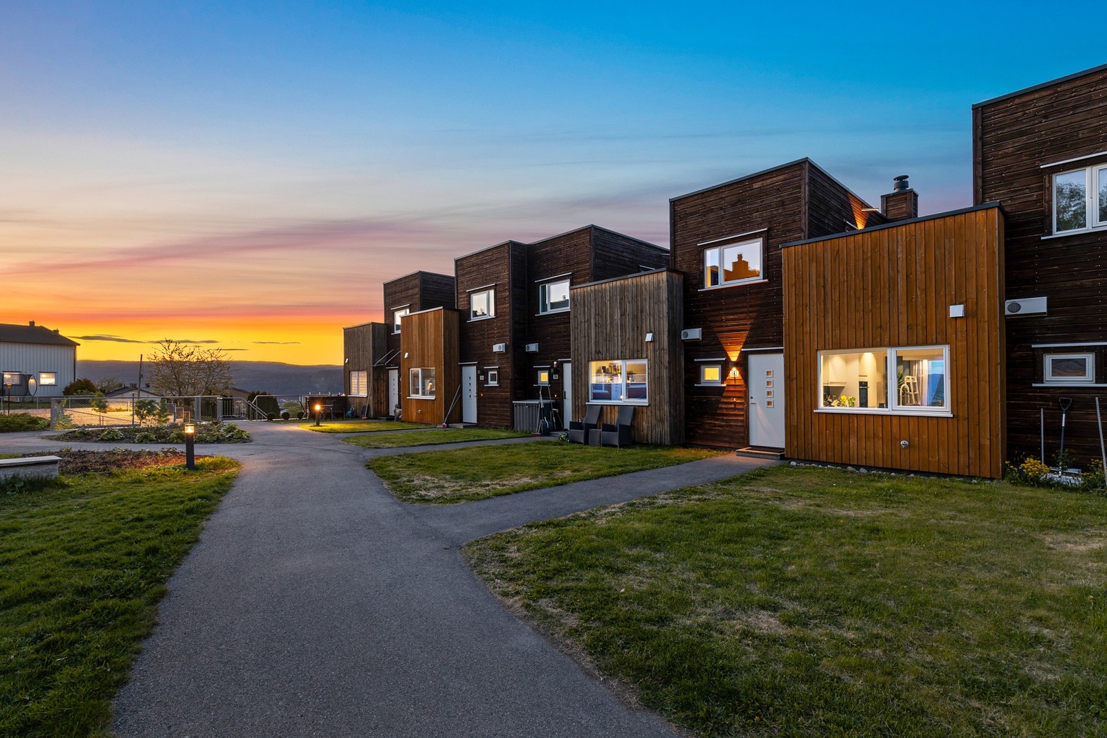 Arian Tabaku v/EIE Drammen Bragernes har gleden av å presentere Austadveien 182! Galleribilde