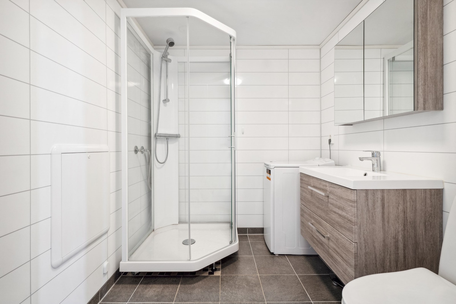 Bad i leilighet. Galleribilde