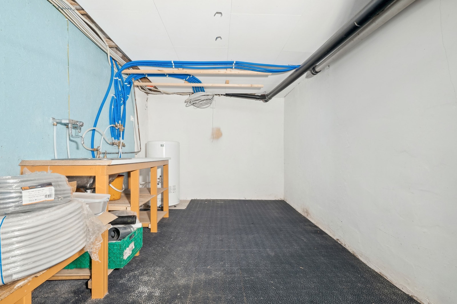 Kjeller med vaskekjeller Galleribilde