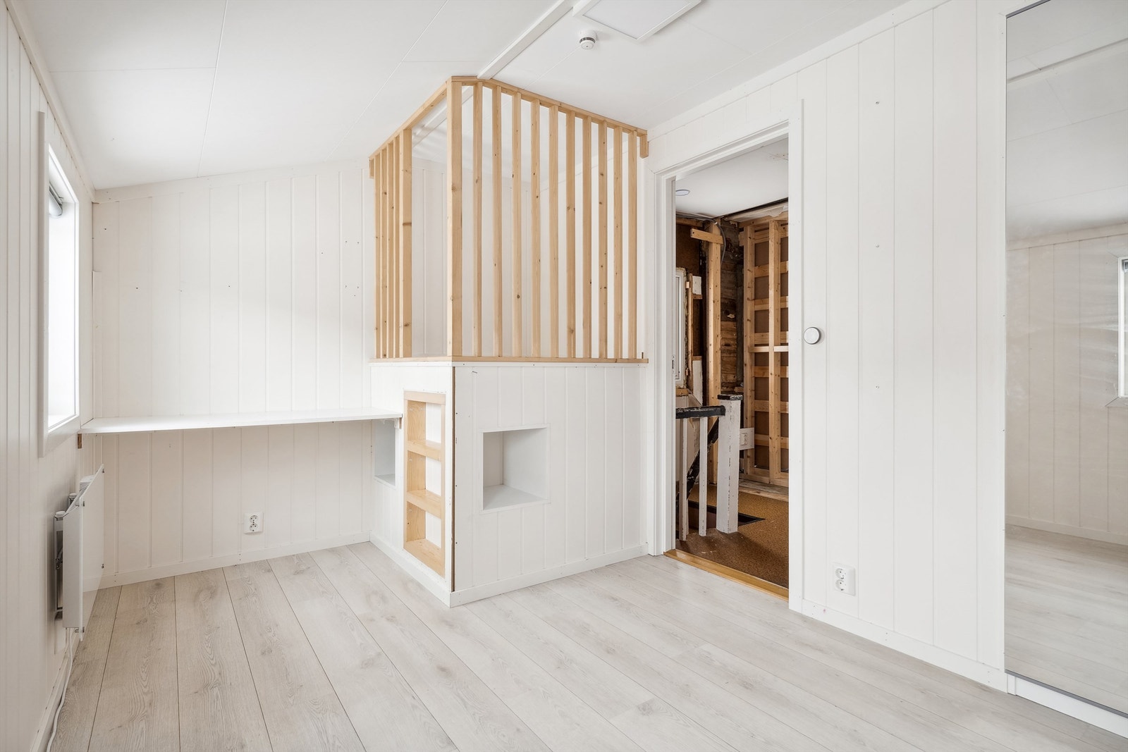 Rom i 2.etasje benyttet som soverom/kontor
Rommet har ikke tilfredsstillende rømningsvei Galleribilde