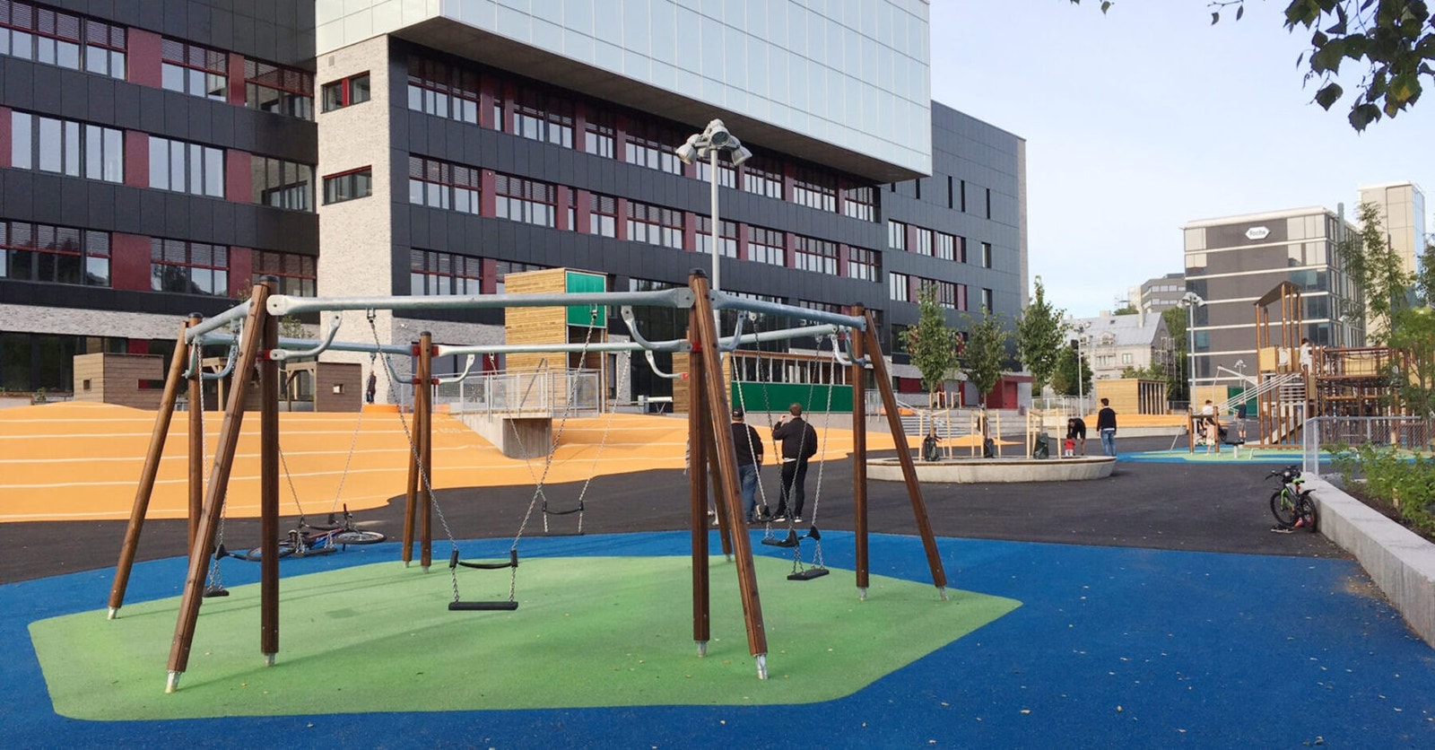 Boligen kretser til Brynseng skole, og ligger i gangavstand Galleribilde