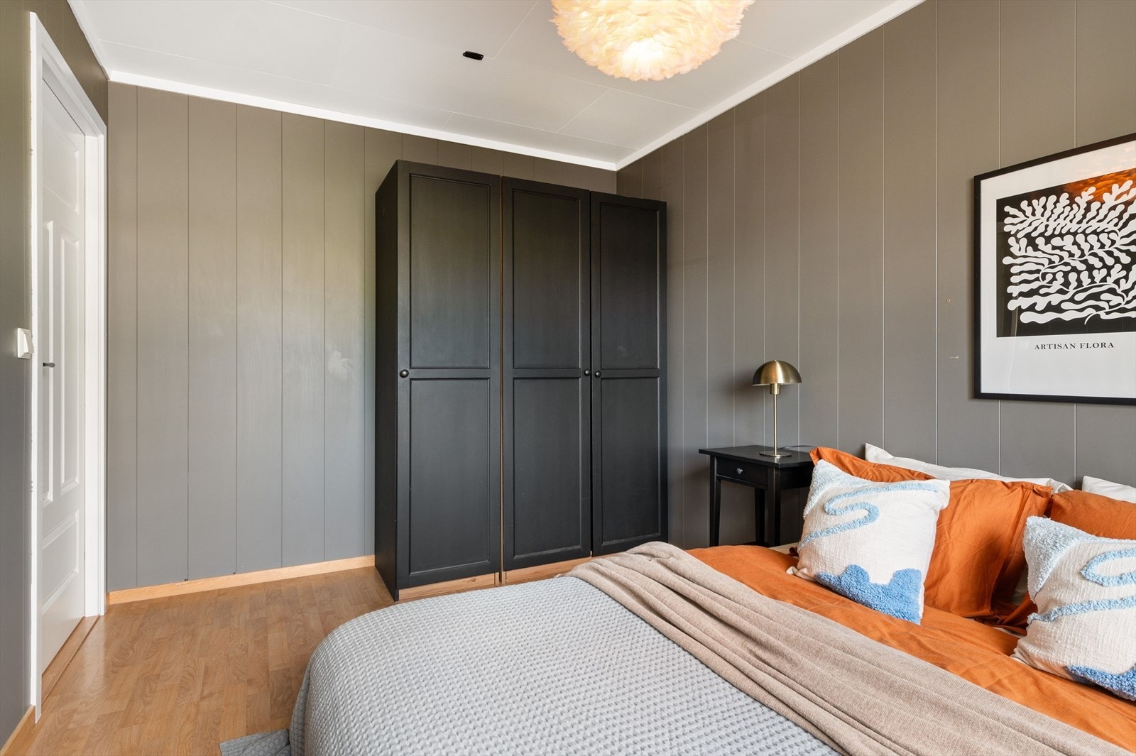 Soverommet har god plass til garderobeløsning. Galleribilde