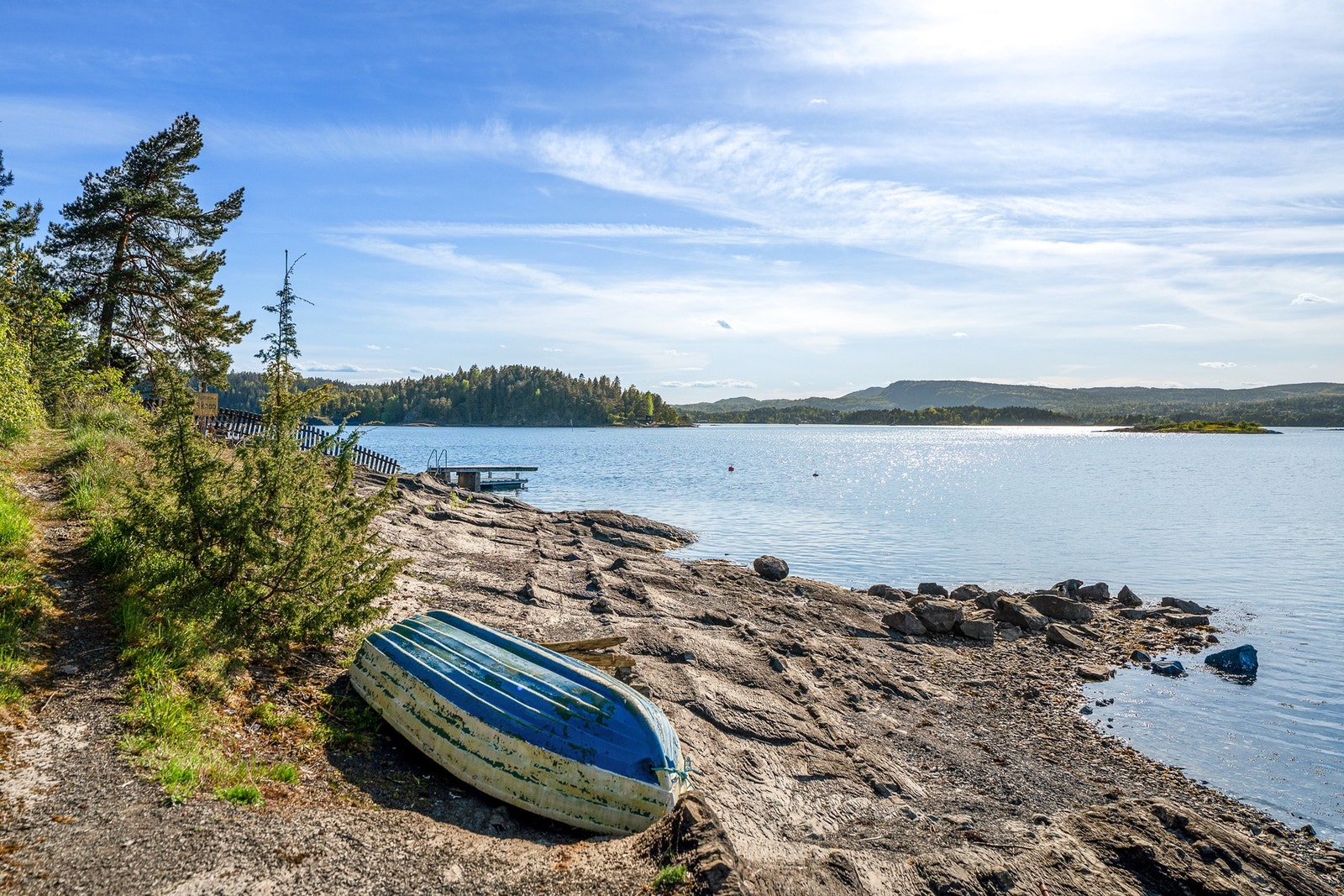 Eiendommen er en del av Sameiet Langodden Fellesstrand med flotte fellesområder som strand, grøntområder og badeplass. Galleribilde