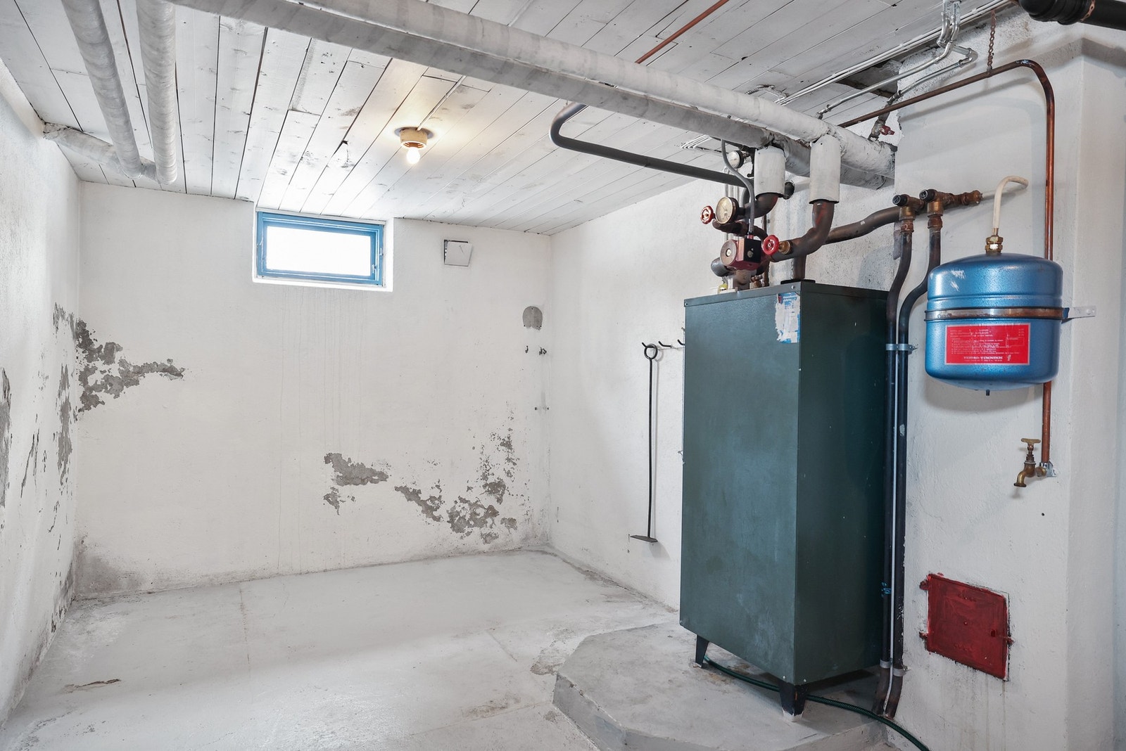 Bod / Teknisk rom i kjeller Galleribilde