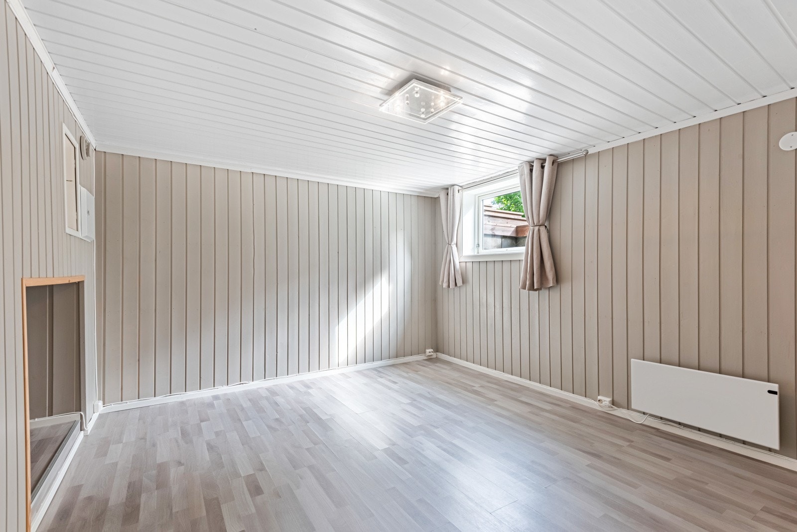 Kjellerstue/ soverom 3 Galleribilde