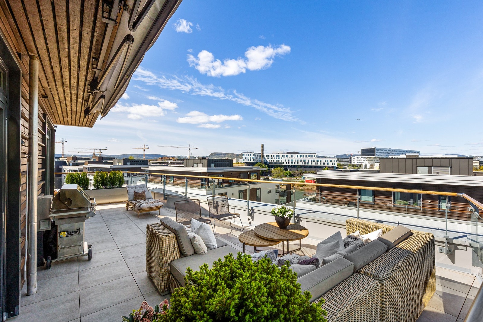 Nytt terrassedekke i 2024. Galleribilde