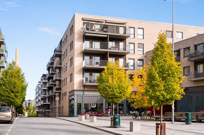 I Sigurd Hoels vei finner du det anerkjente, franske bakeriet Boulangerie M og like bortenfor er det en søndagsåpen Joker - Kopi Galleribilde