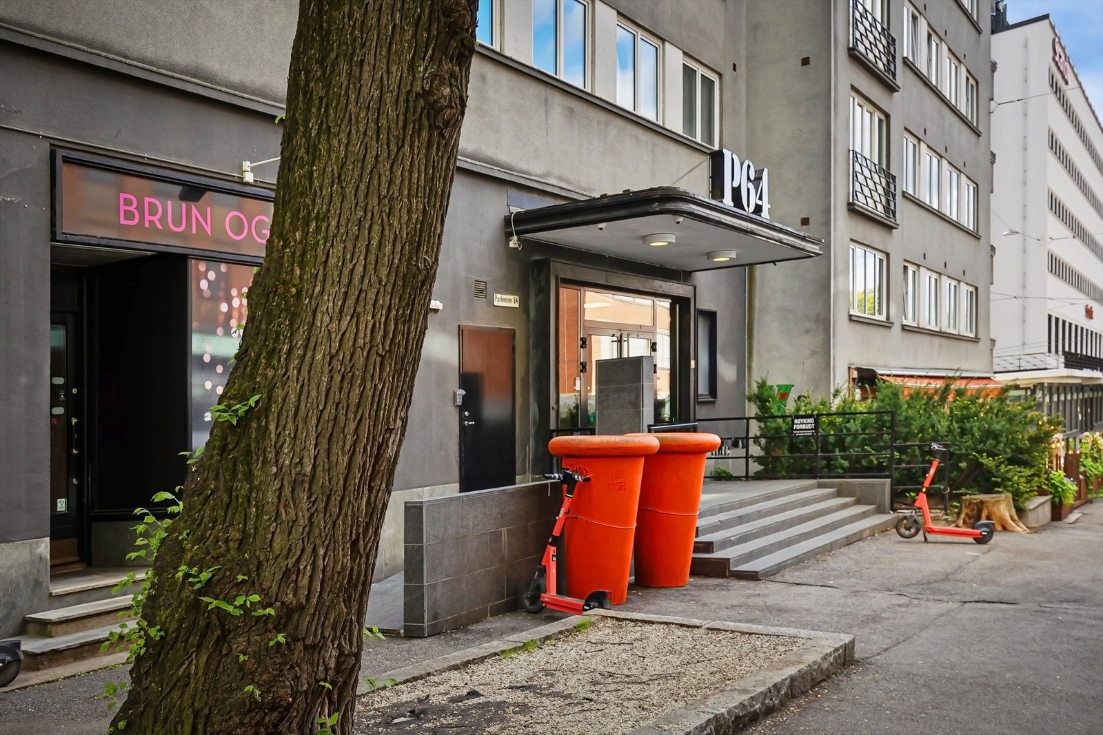 Inngangsparti Galleribilde