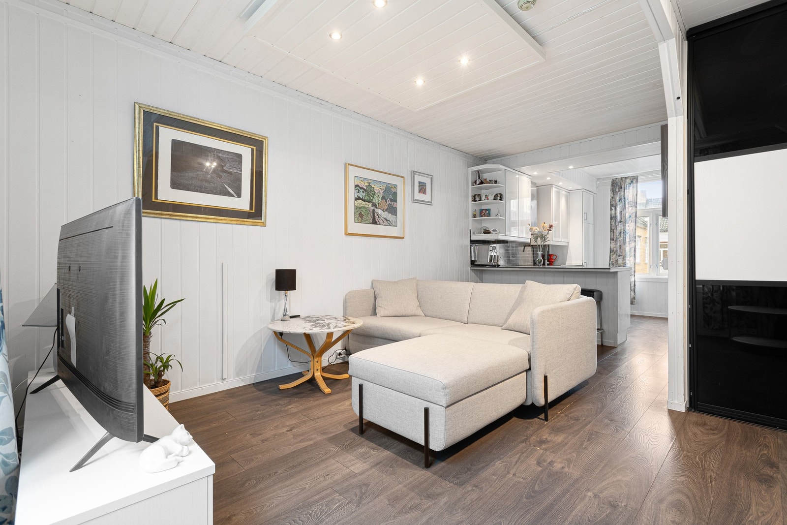 En romslig og svært sentral 2-roms leilighet. Galleribilde