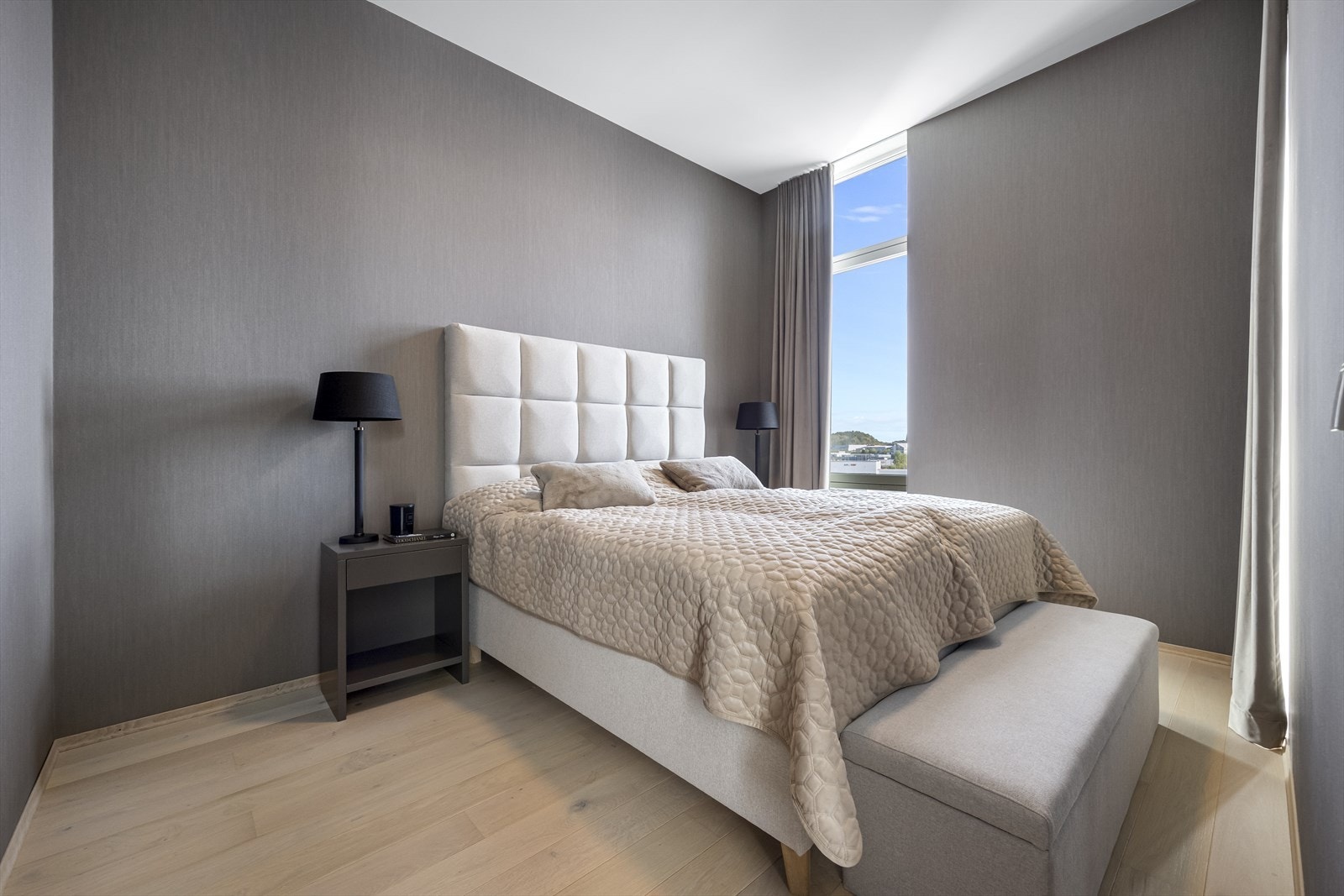 Soverom 2 av totalt 3. Galleribilde