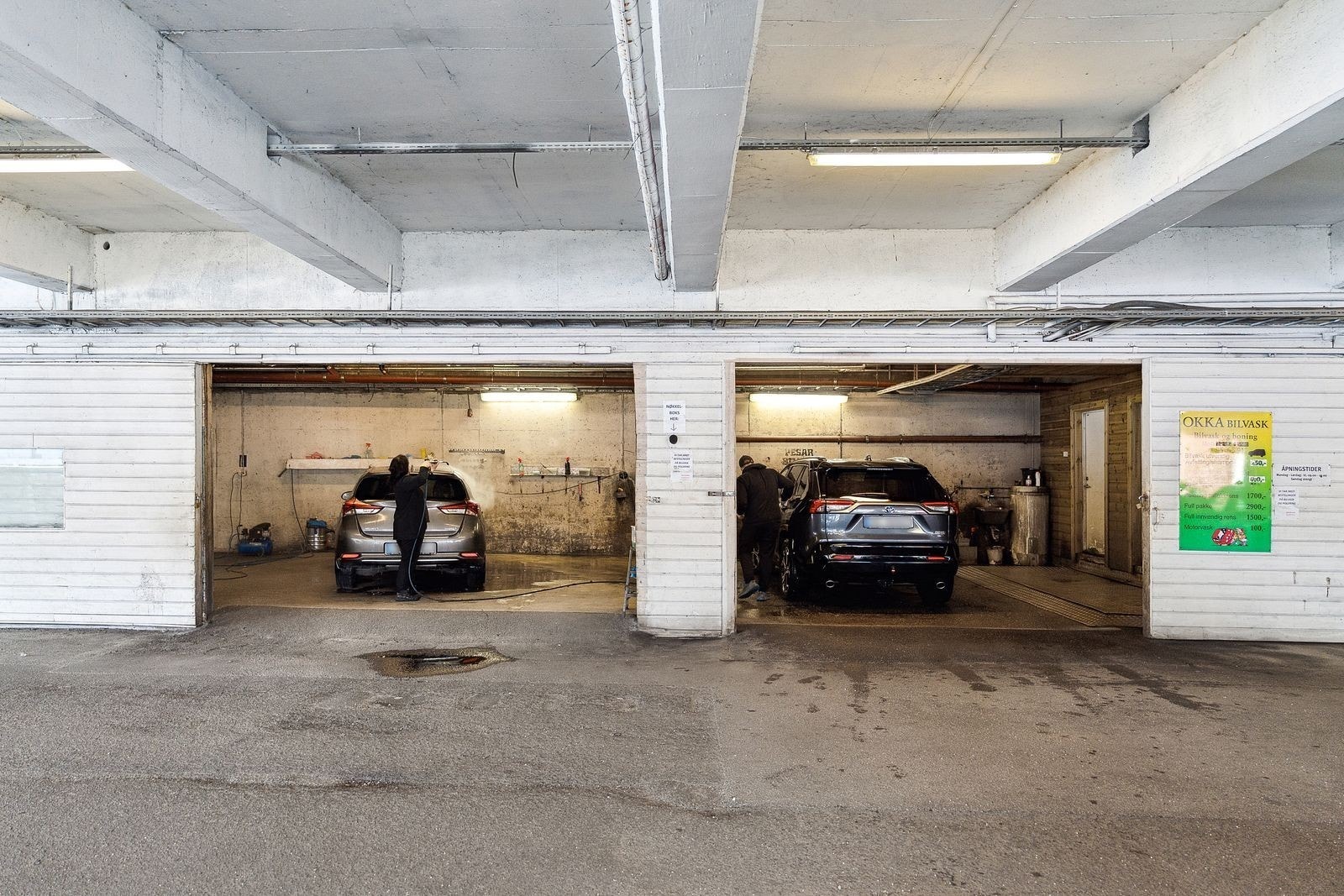 Bilvask i kjeller Galleribilde
