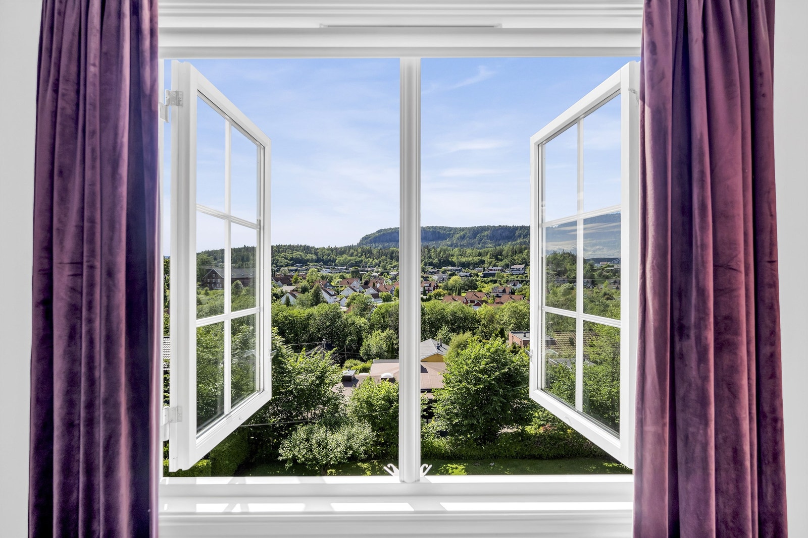 Fantastisk utsikt å våkne opp til fra hovedsoverommet Galleribilde