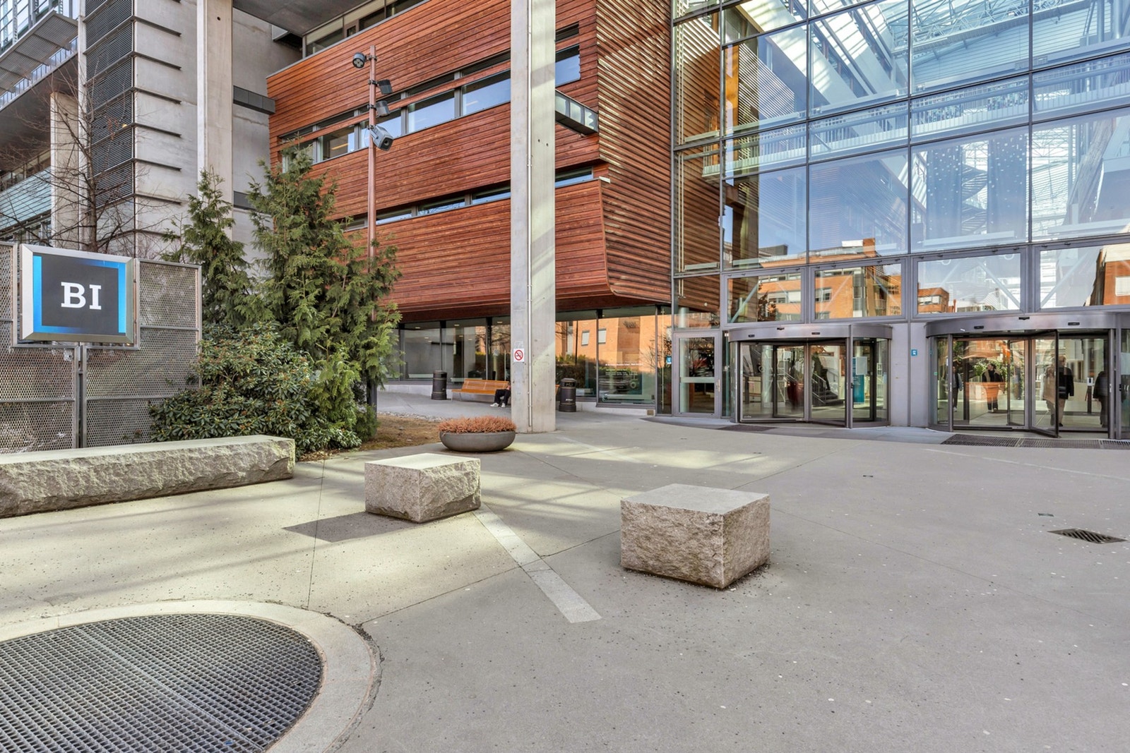 BI - kun 8 minutter fra boligen Galleribilde