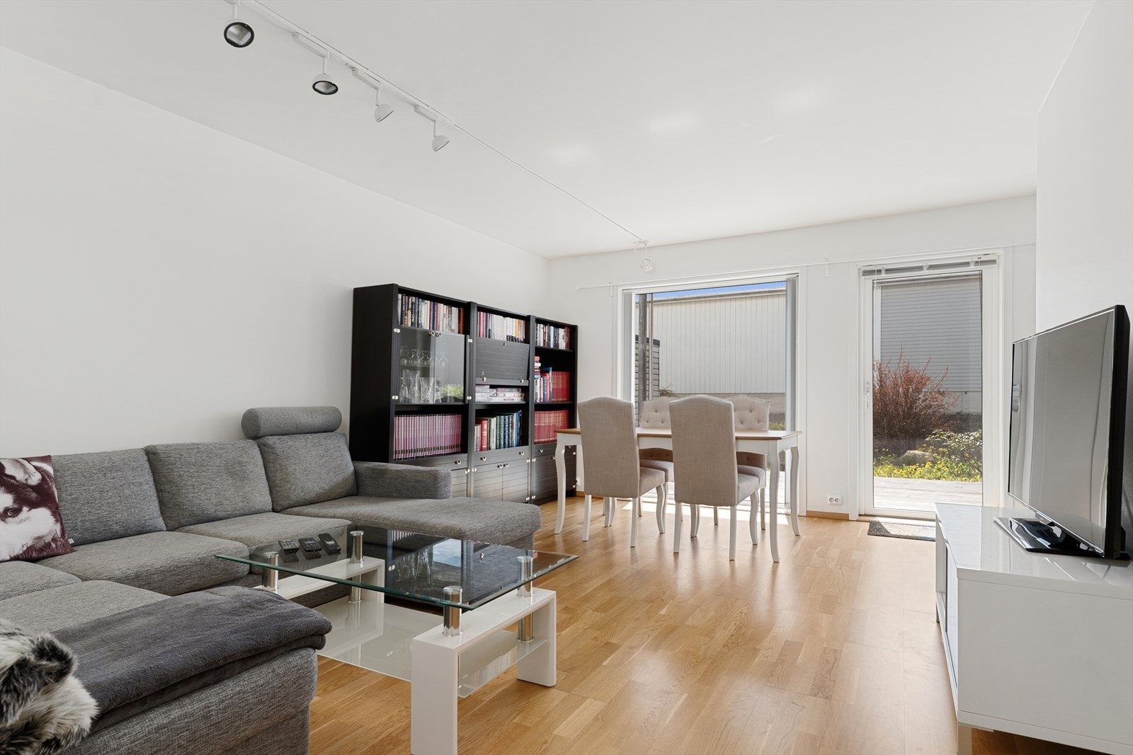 Her er det god plass til en stor sittegruppe med plass til familie og venner. Galleribilde