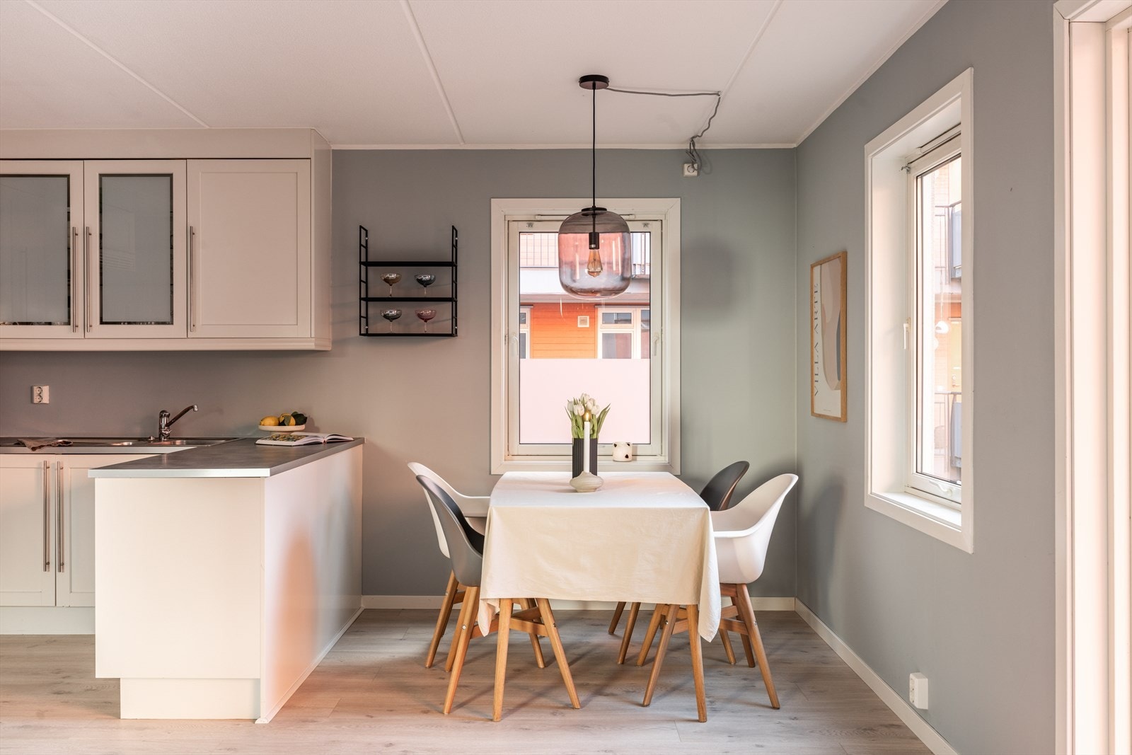 Her er det god plass til å innrede med langbord. Galleribilde