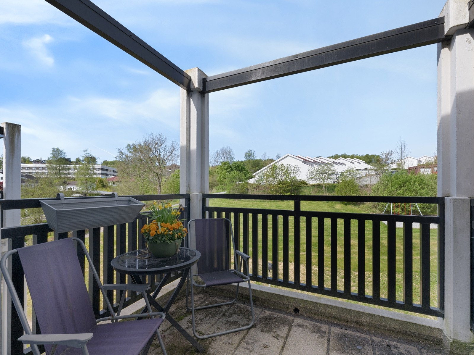 Solrik balkong på ca. 6 kvm Galleribilde