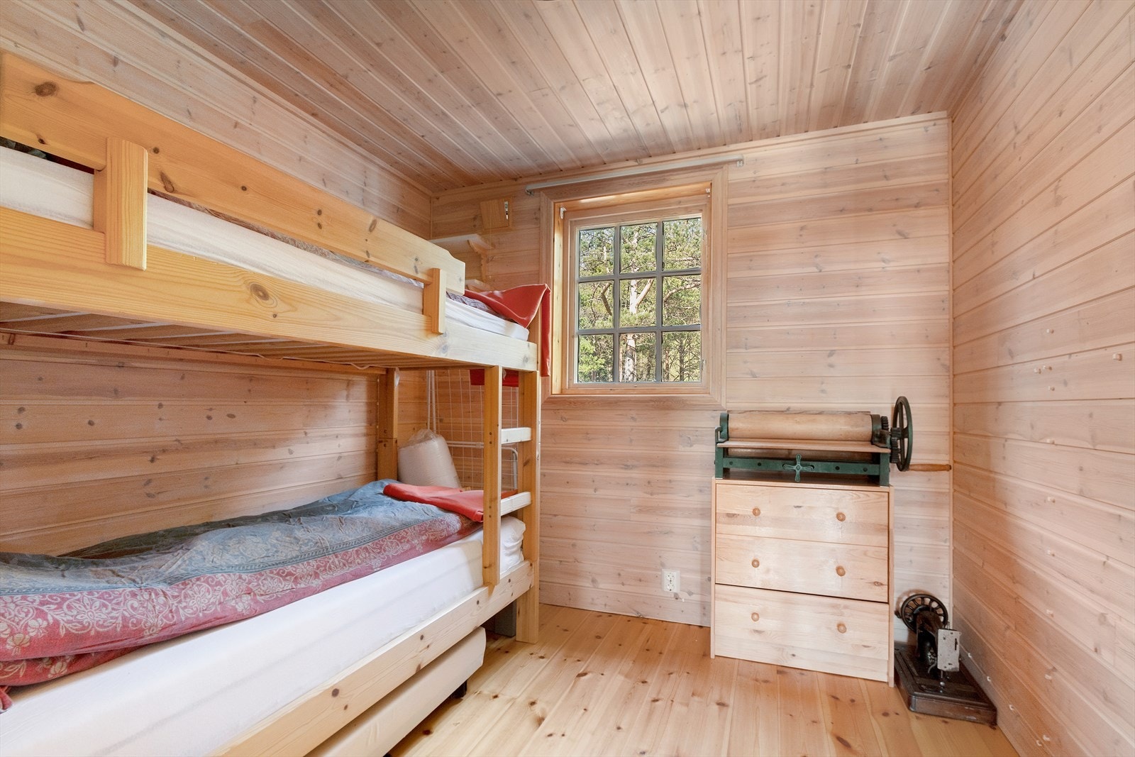 Soverom 1 av 2 Galleribilde