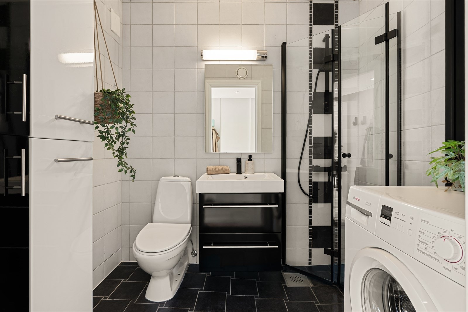 - Lyst helfliset bad på 3,4 m² - Galleribilde