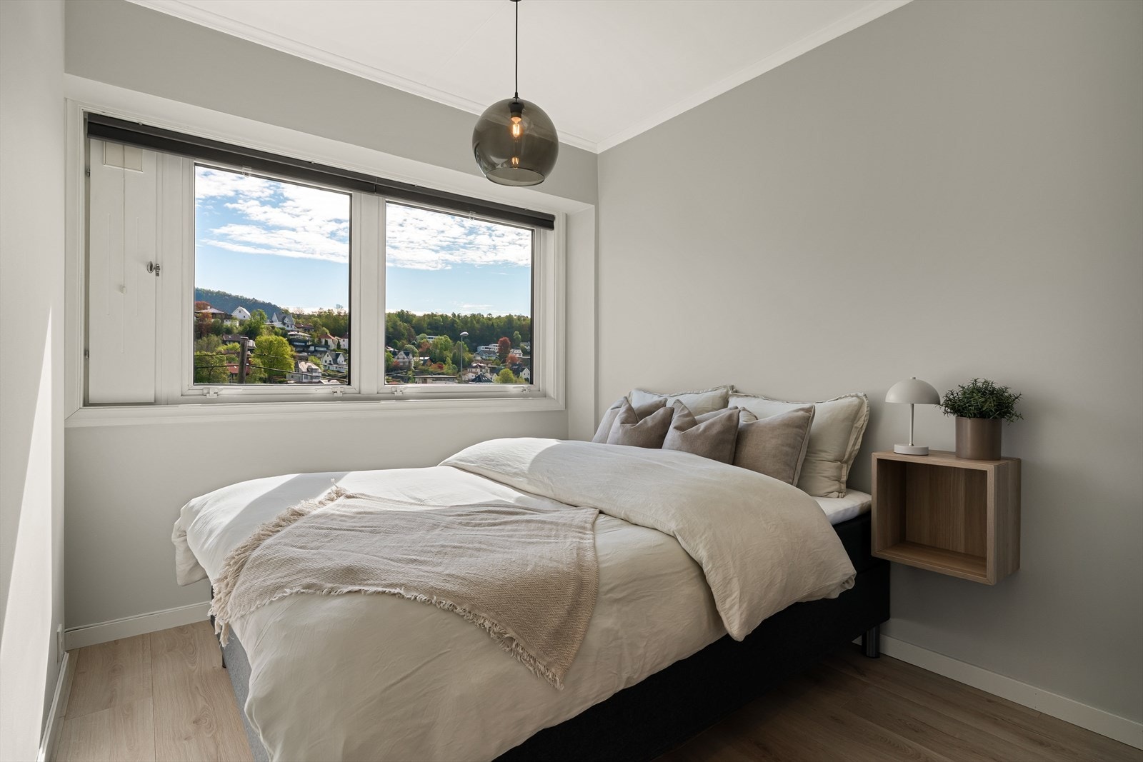 - Soverommet måler 8,3 m² - Galleribilde