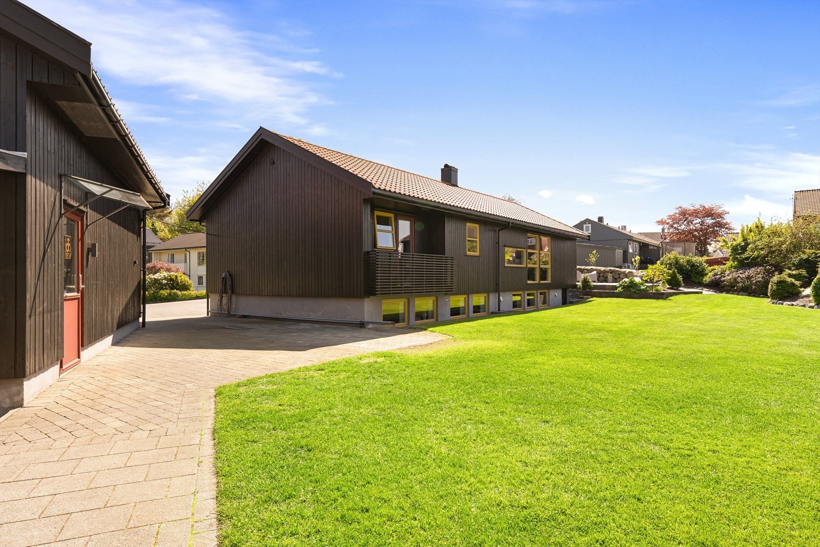 På denne flotte tomten finner man alltid en solflekk. Galleribilde