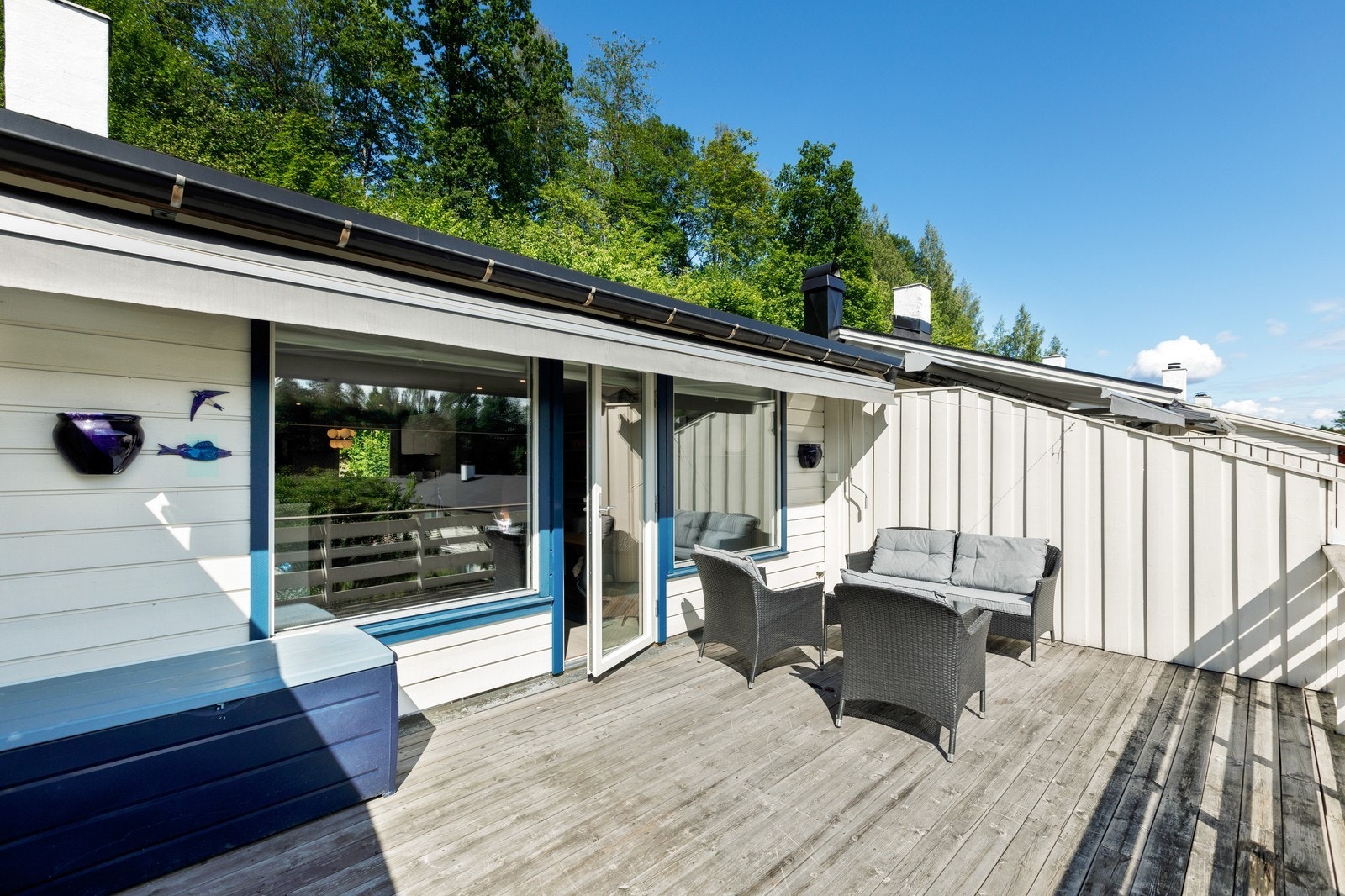 Solrik balkong Galleribilde