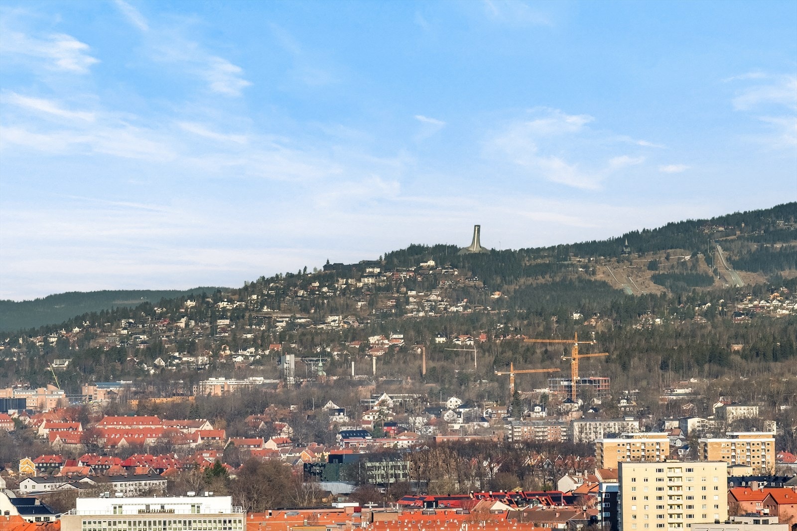 Her kan du til og med se Holmenkollen. Galleribilde