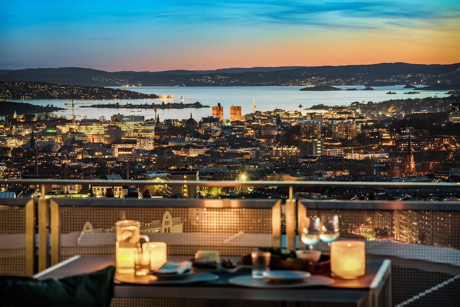 Oslos beste panoramautsikt på felles takterrasse. Galleribilde