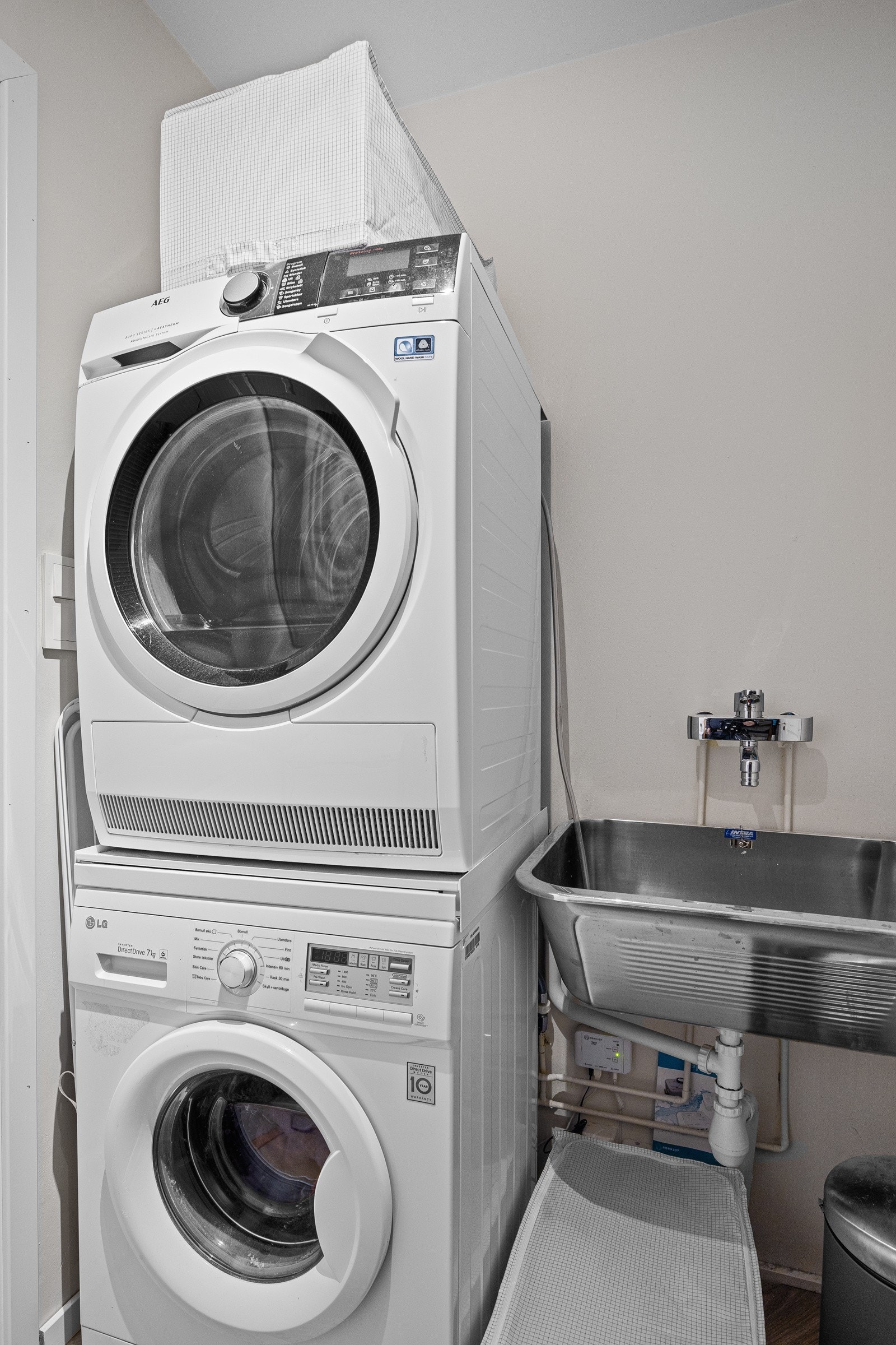 - Opplegg for vaskesøyle samt utslagsvask - Galleribilde