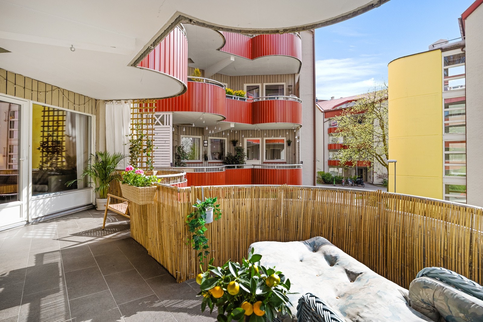 - Solrik balkong - Galleribilde