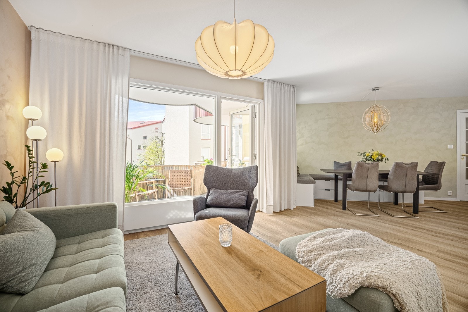 - Svært lys og delikat 5-roms på hele 113 m² på ett plan - Galleribilde