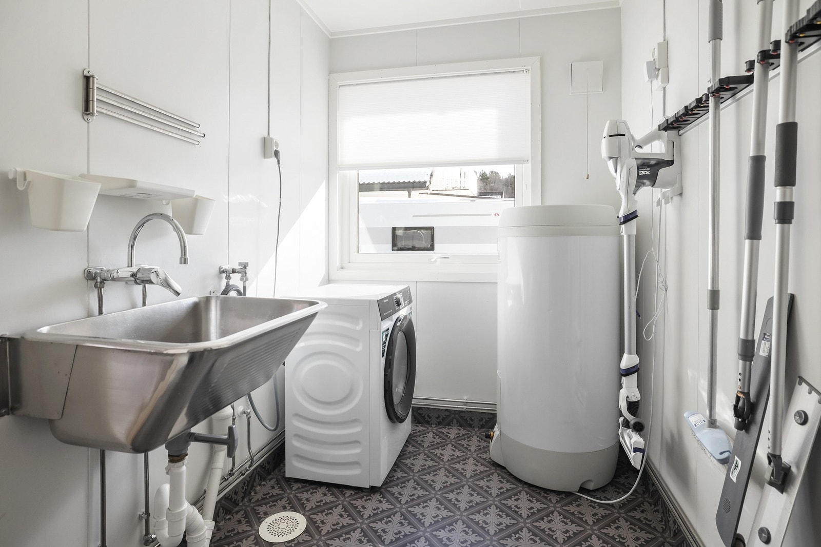 Vaskerom Galleribilde