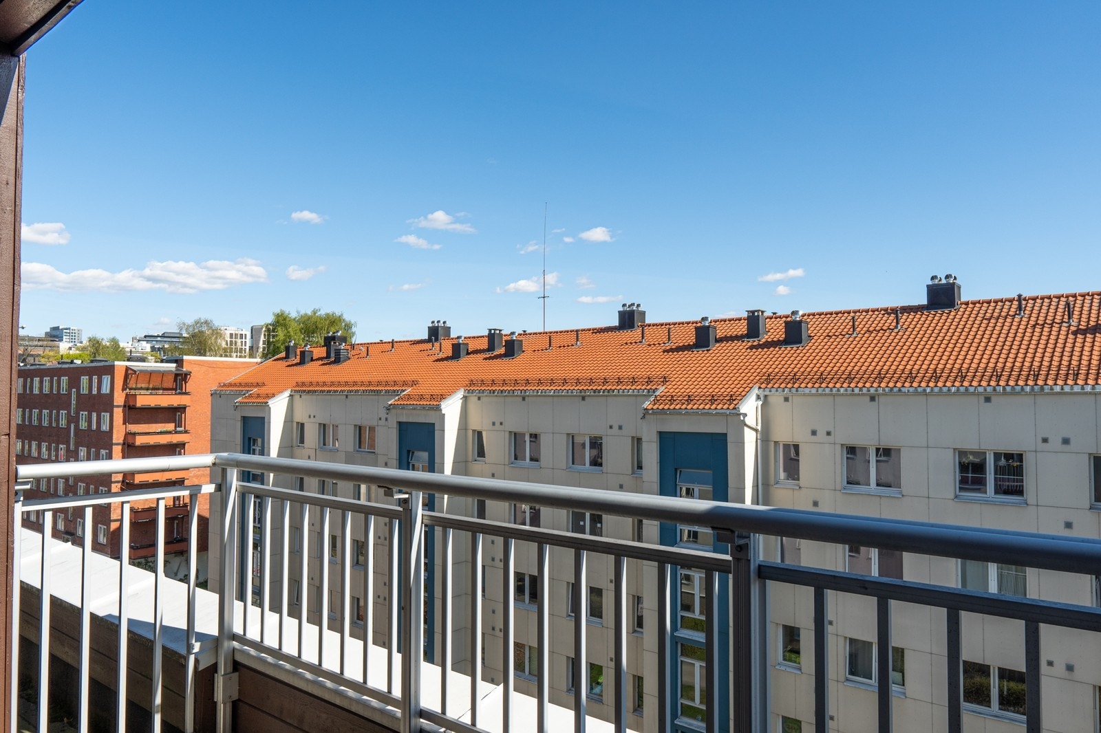 Utsikt fra balkong Galleribilde