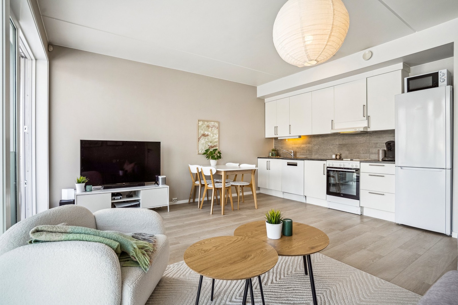 Stue og kjøkken Galleribilde