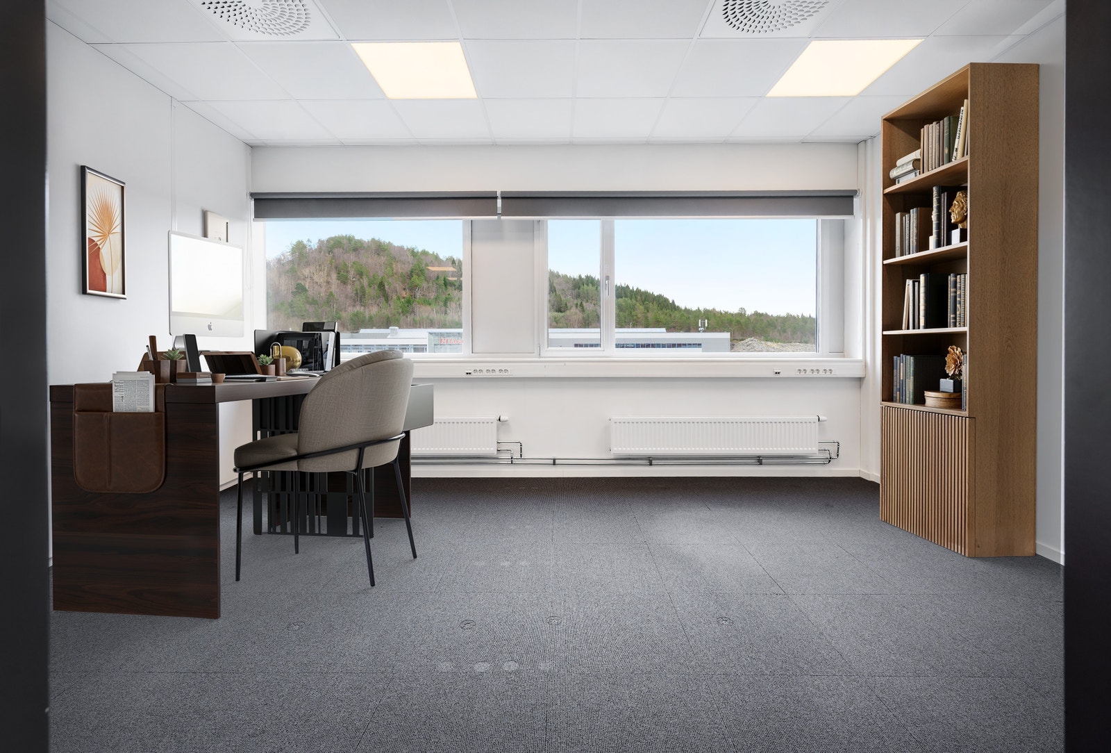 Lyse fine kontorer med god utsikt Galleribilde